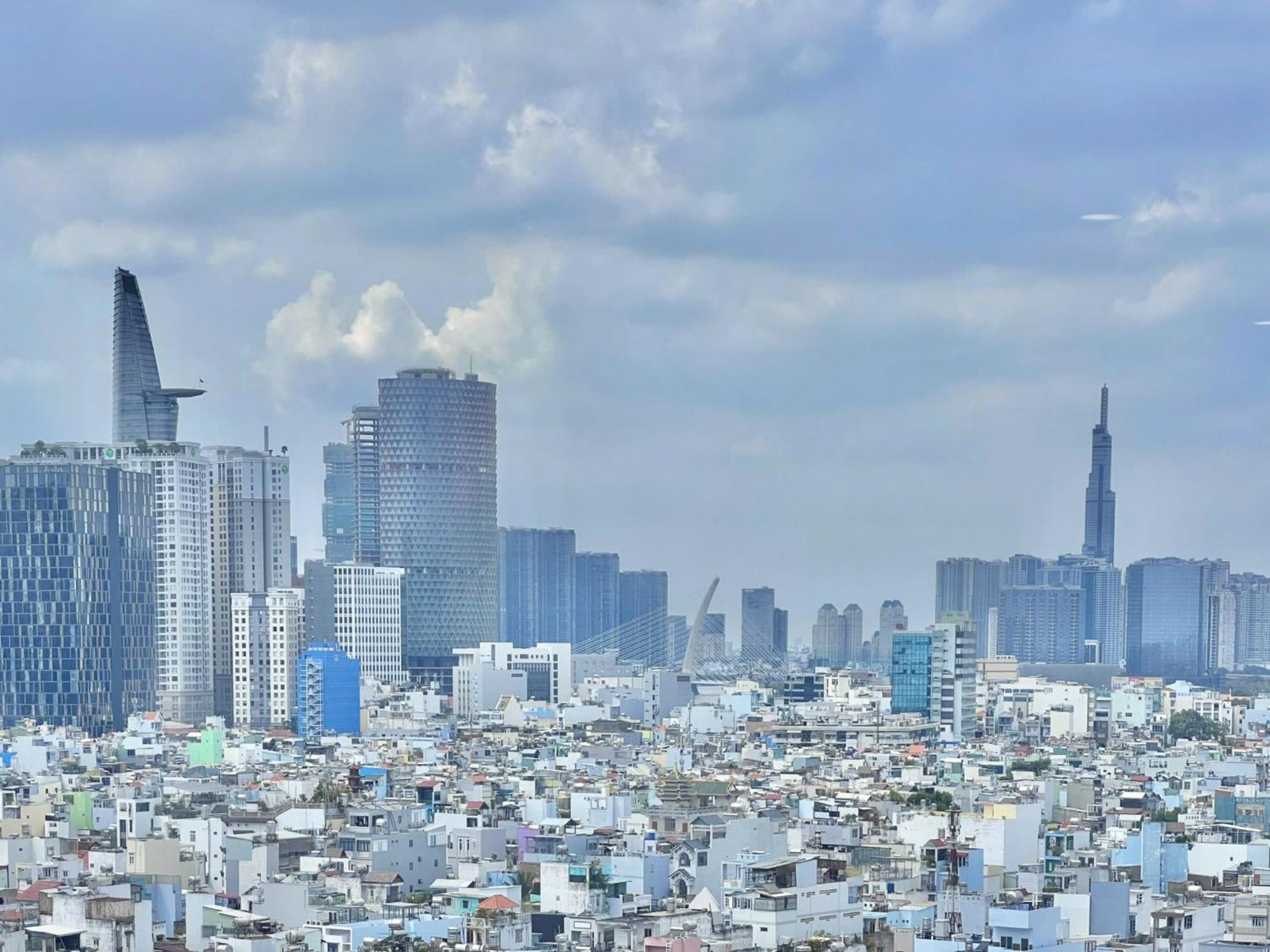 Lovely Vinh Hoi * Ho Chi Minh City